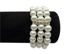 Elegant White Faux Pearl Stretch Bracelet with Rhinestone Accent Fashion Jewelry